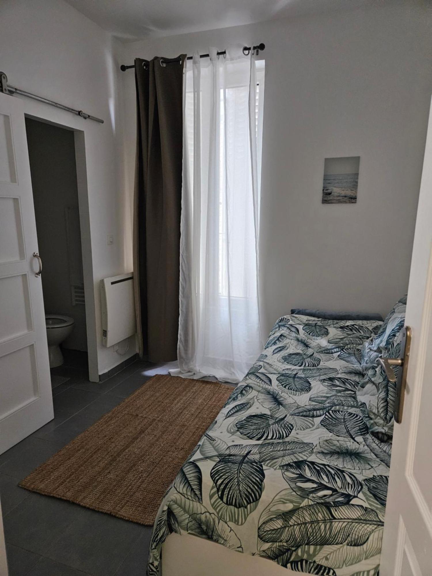 Apartment Stade De France 1 Pour 4 Personnes